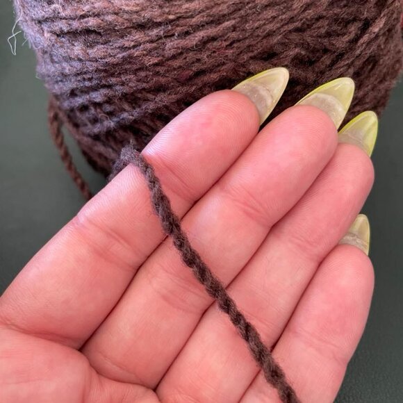 Briggs and Little yarn bundle wool - Picture 4 of 8